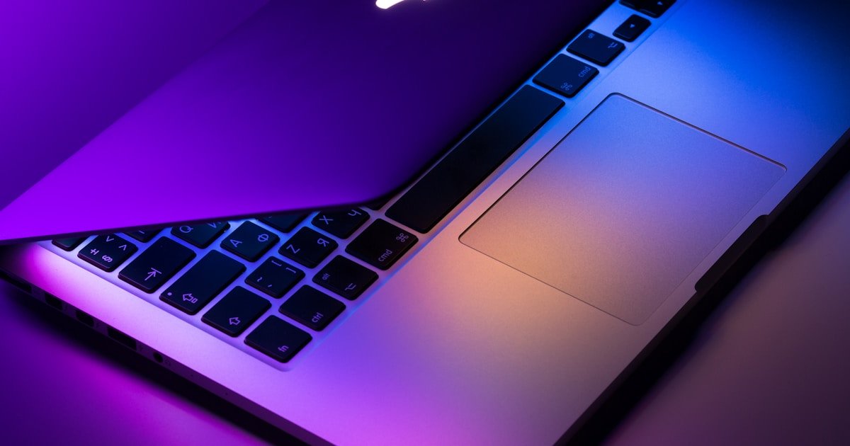 Apple WWDC 2026: Siri AI Revealed, iOS 27 Launches, Tim Cook’s Emotional Farewell — Everything Announced